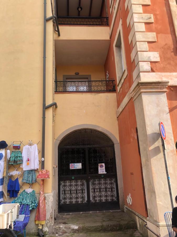 La Piazzetta Lejlighed Capraia Eksteriør billede