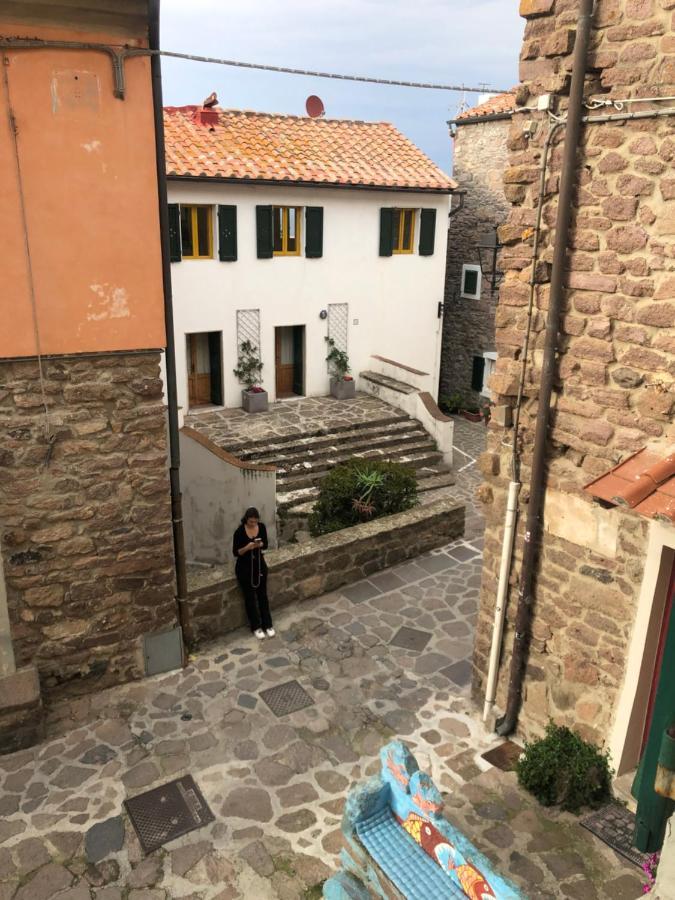 La Piazzetta Lejlighed Capraia Eksteriør billede