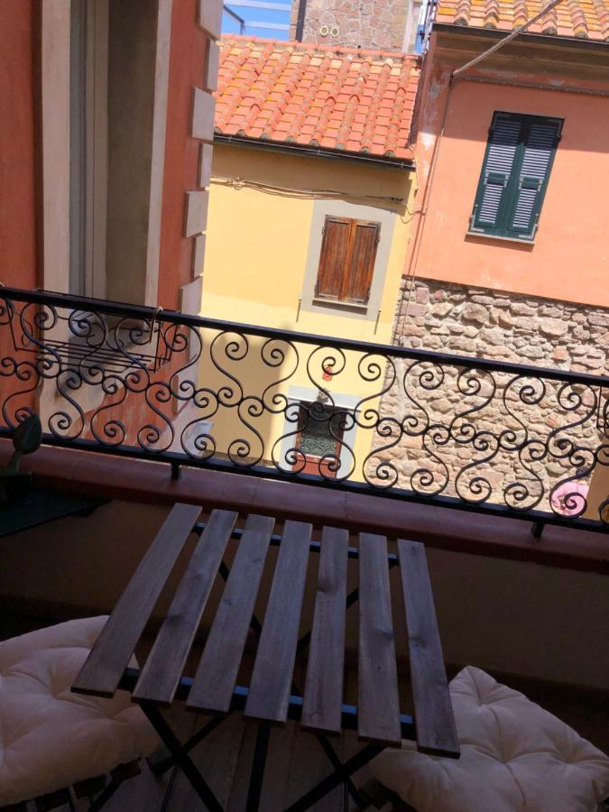 La Piazzetta Lejlighed Capraia Eksteriør billede